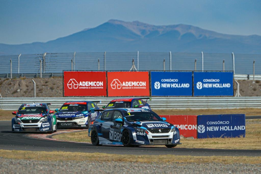 Pedro Cardoso corre em Termas de Río Hondo para voltar ao pódio na temporada (Hernán Capa/TCR South America Banco BRB)