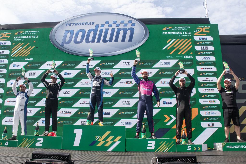 Somatória das provas Sprints, garantiu o segundo pódio em Cascavel (Foto: Jackson de Souza)