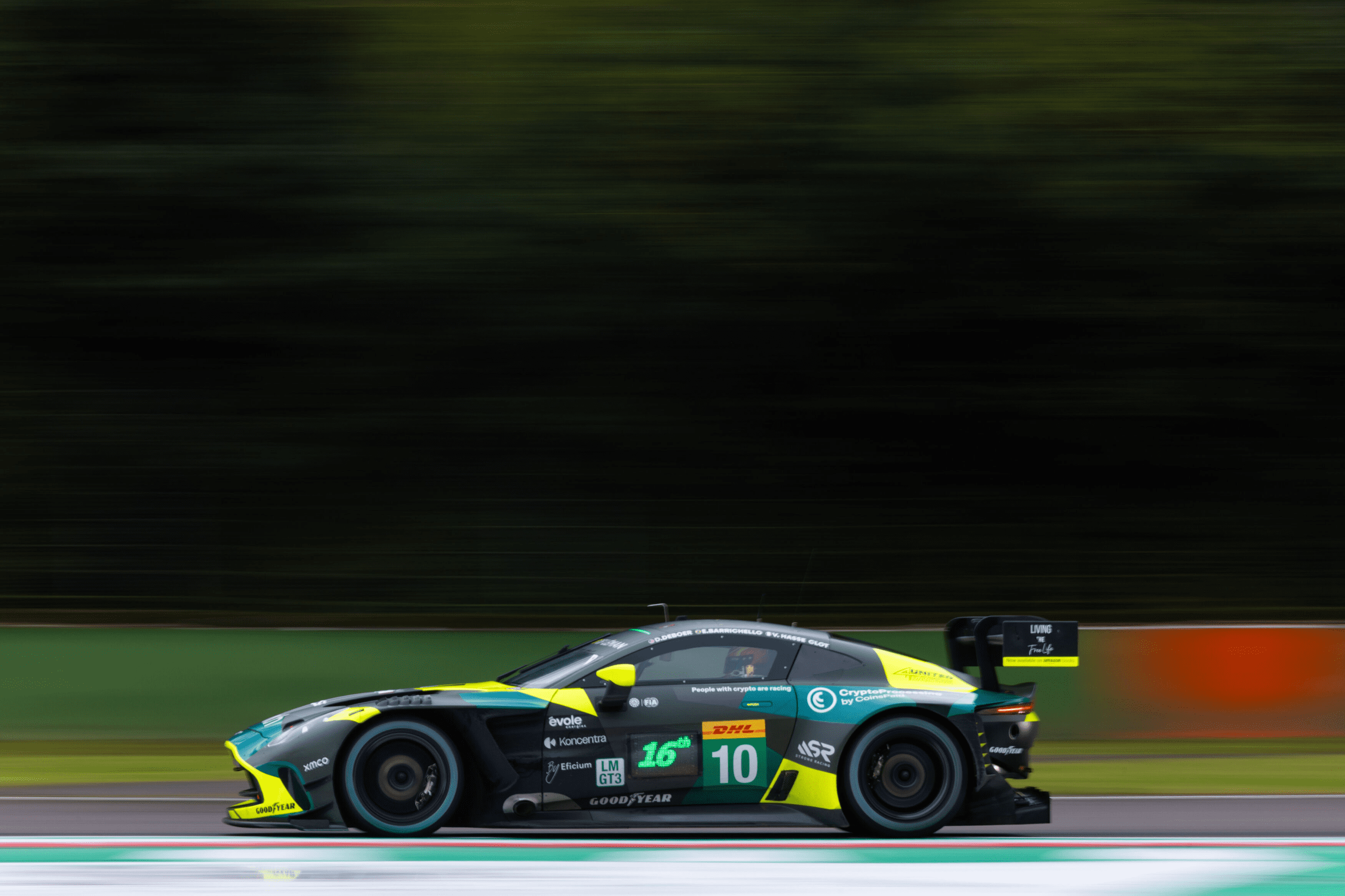 Aston Martin Vantage GT3 enfrenta fim de semana desafiador em Spa, Laguna Seca e Nürburgring