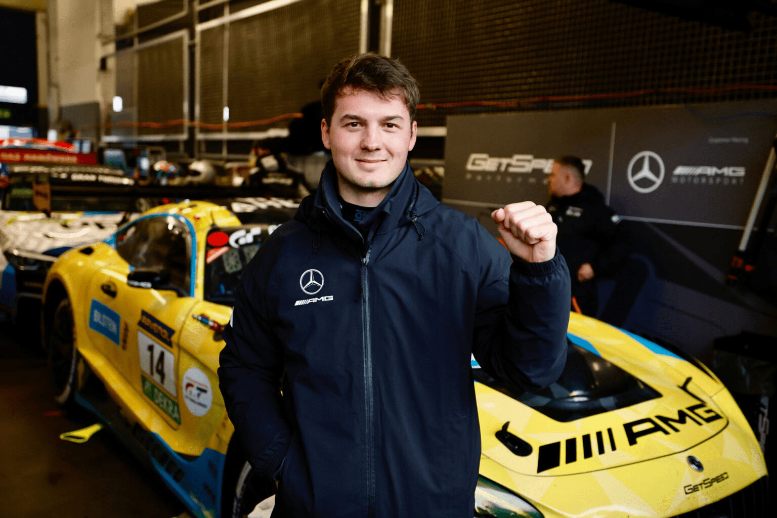 Fabian Schiller garante a pole após reviravolta no Top Qualifying das 24h Nürburgring