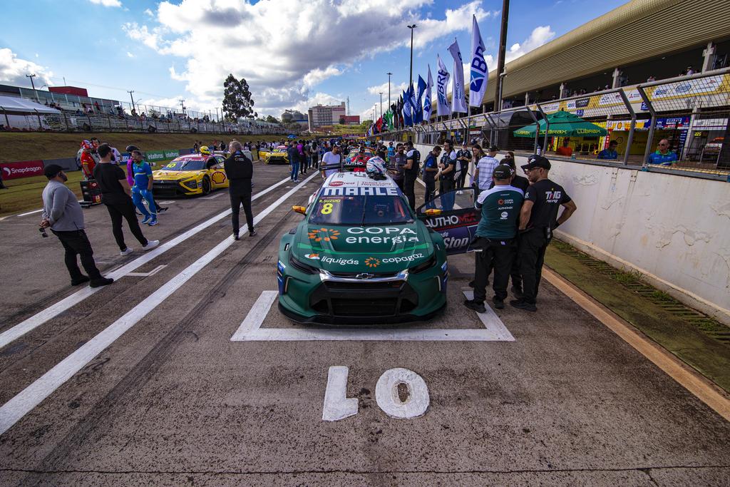 Suzuki largou em P1 na sprint em Cascavel (Renato Mafra)