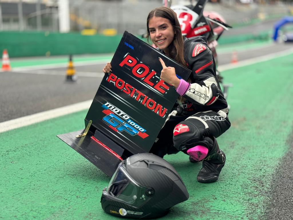 Helena Oregana faz história em Interlagos (MOTO1000GP/Grelak Comunicação)