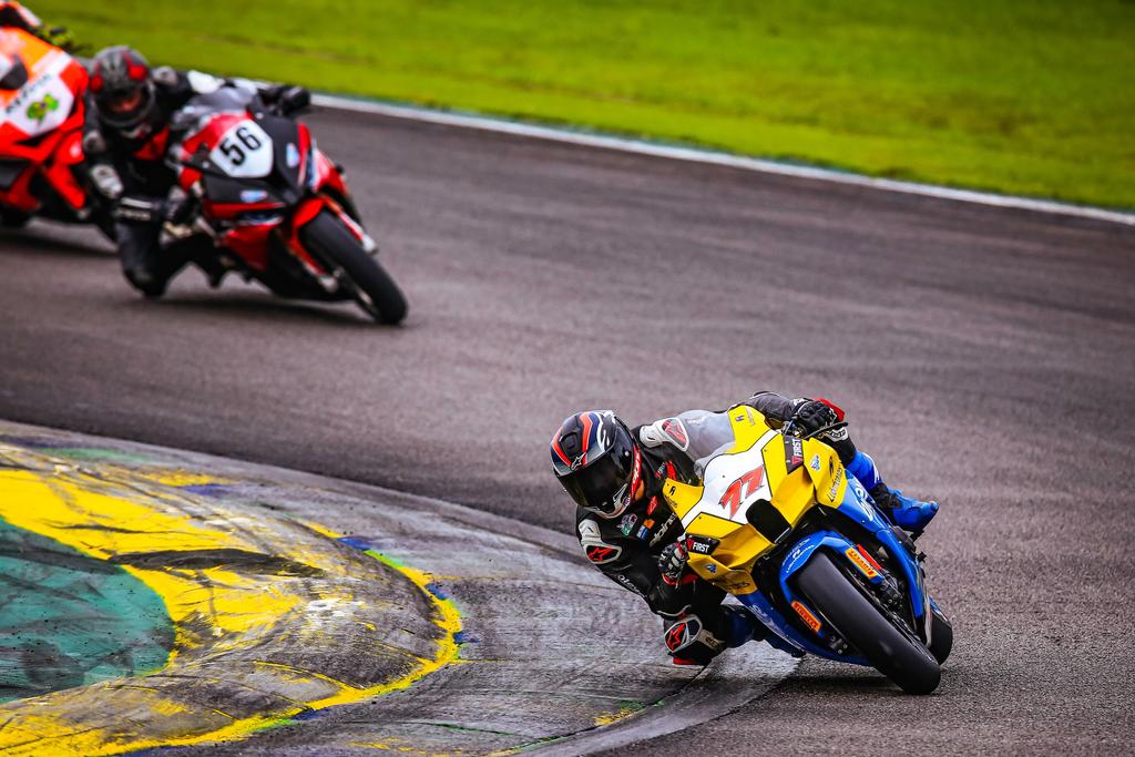 Theo Manna na pista de Interlagos (@2soulphotos)