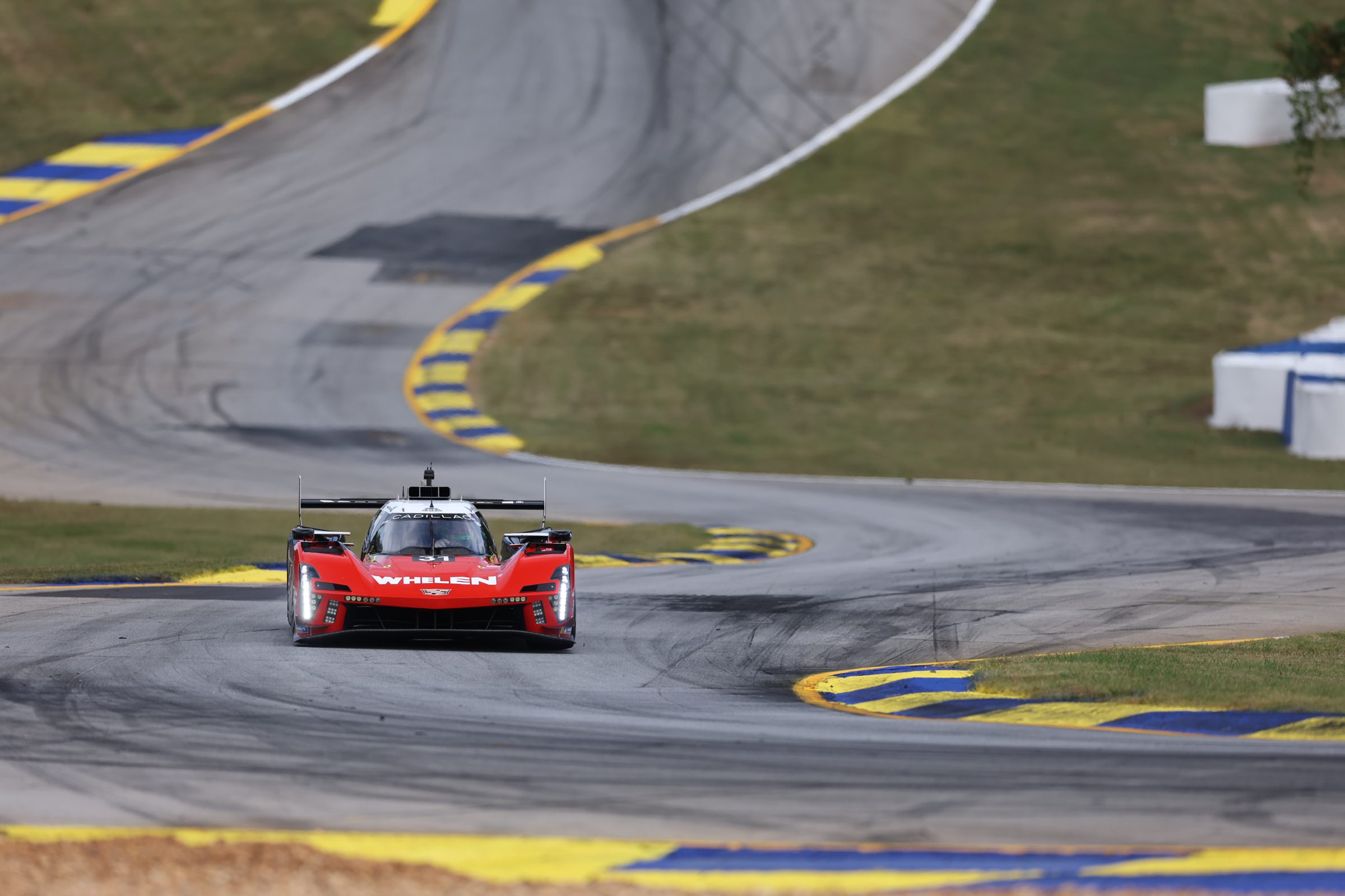 A Cadillac Racing volta a largar na primeira fila do grid do IMSA WeatherTech SportsCar Championship, reforçando sua força na categoria
