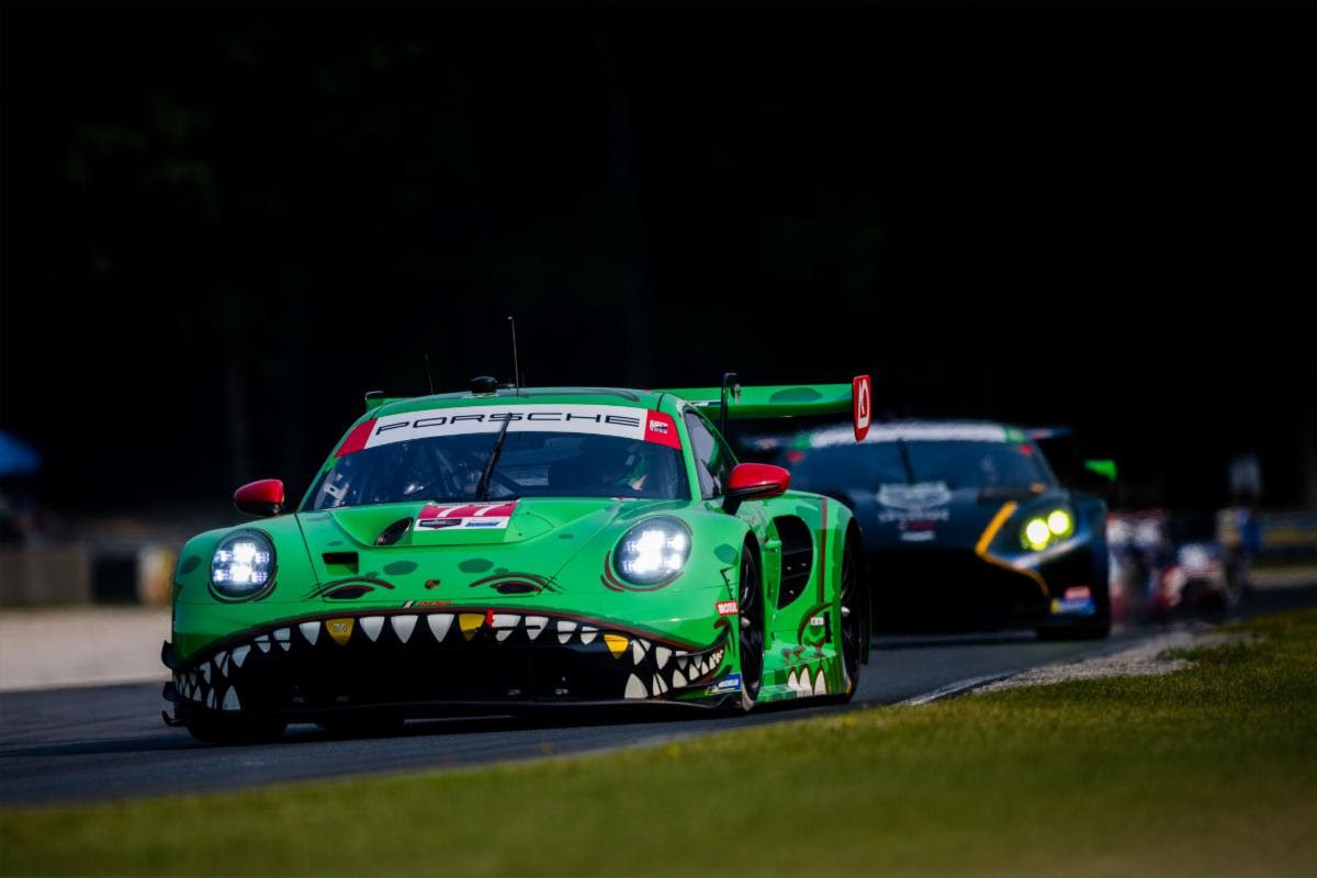 AO Racing