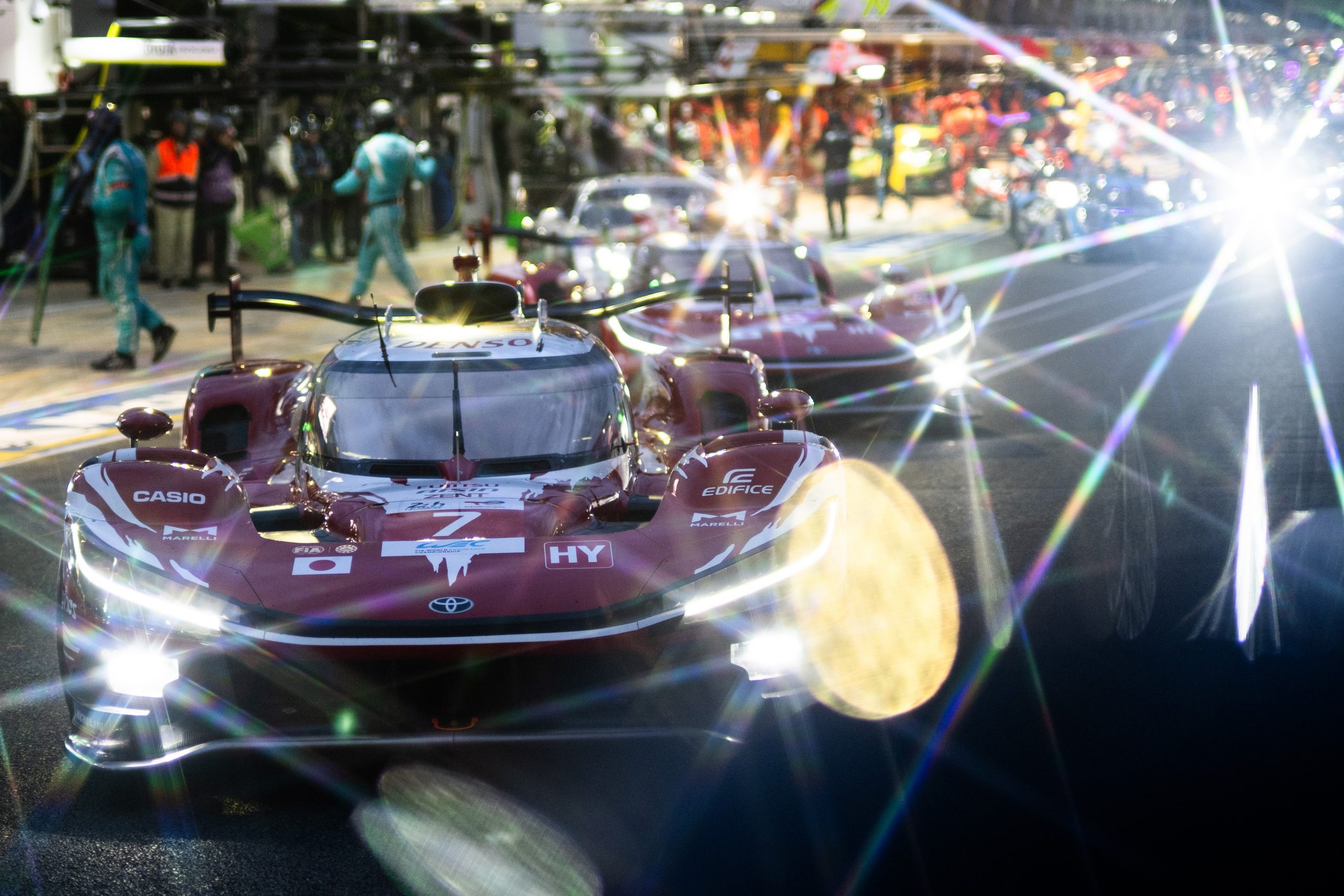Kobayashi coloca Toyota no topo do TL2 em Le Mans