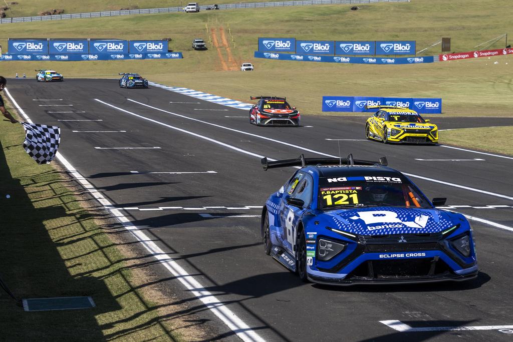 CAR Racing